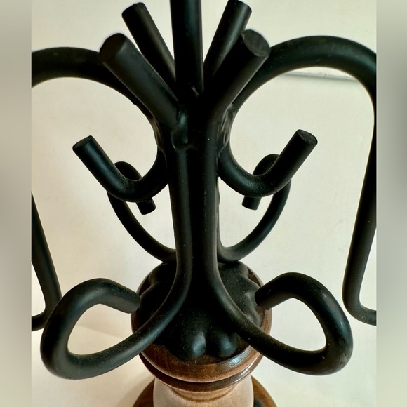 Vintage Gothic Homco Wood and Wrought Iron large candelabra. - Picture 3 of 9